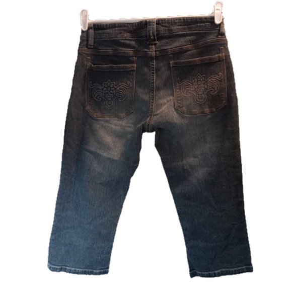 Bailey's Point Cropped Distressed Denim Capri Jeans Sz 13 - Picture 5 of 5